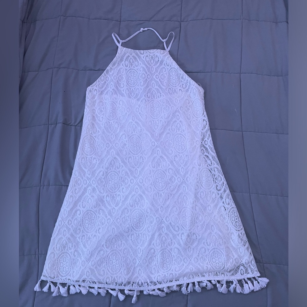 Speechless White Tassel Hem Halter Neck
Lace Dress Size M - Picture 4 of 9